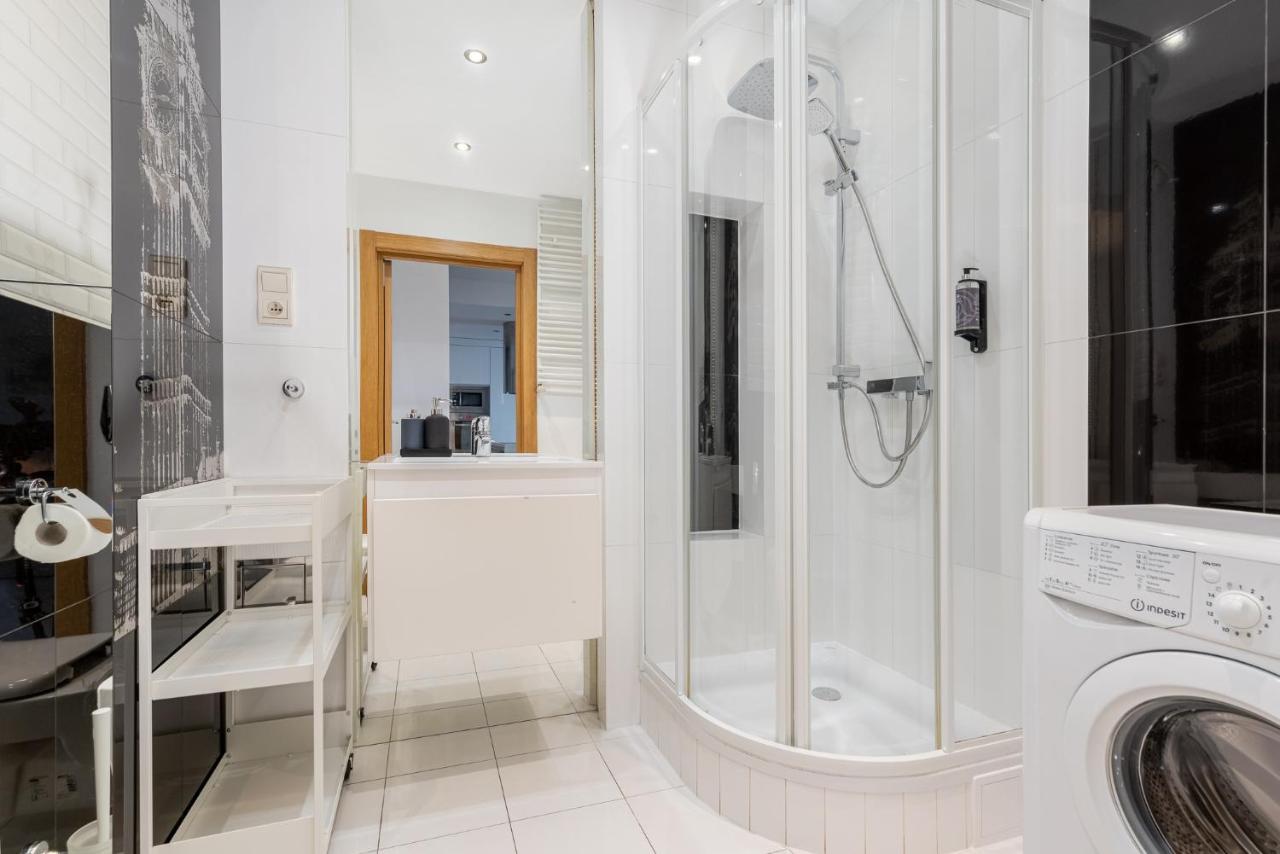 Modern Apartments With Free Parking Spot Krakow Luaran gambar